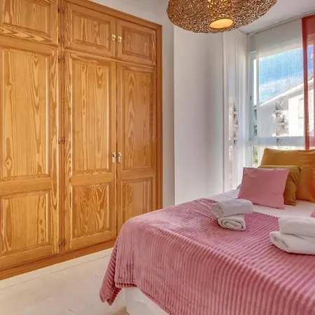 Contemporaly Huge Apartment Estepona
